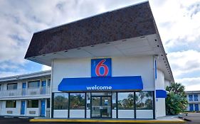 Motel 6-Cocoa Beach, Fl